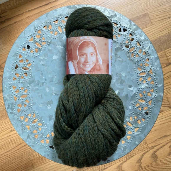 Mirasol - Ushya - Super Bulky Merino Wool Yarn, #1735 "Jungle Trail", Rare Shade - Picture 3 of 3